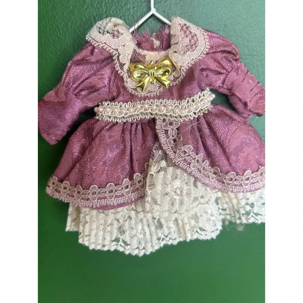 Vintage Barbie Doll Dress Mauve Jacquard Lace Gown Gold Bow Pearl Trim Taiwan